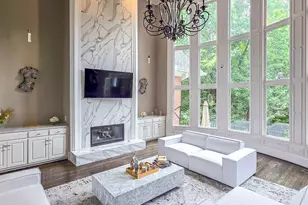 8190 Nesbit Ferry Rd, Sandy Springs, GA 30350 - Photo 11