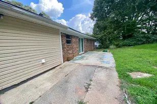 6425 Westbury Rd, Riverdale, GA 30274 - Photo 13