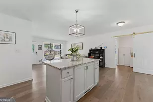 2725 Shoreland Dr SW, Atlanta, GA 30331 - Photo 17