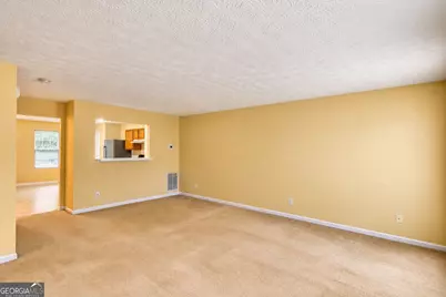 5687 Strathmoor Manor Circle, Lithonia, GA 30058 - Photo 11