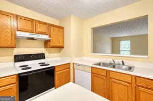 5687 Strathmoor Manor Cir, Lithonia, GA 30058 - Photo 17