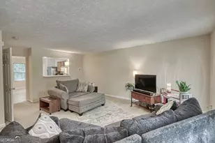 5687 Strathmoor Manor Cir, Lithonia, GA 30058 - Photo 7