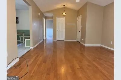 127 Woodridge Circle, Lagrange, GA 30241 - Photo 3