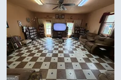 1323 N Grossman Drive, Vidalia, GA 30474 - Photo 5