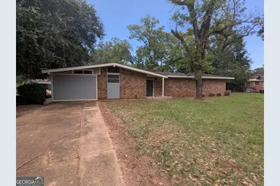 2021 Whispering Pines Road, Albany, GA 31707 - Photo 1