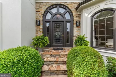 9170 Nesbit Lakes Drive, Alpharetta, GA 30022 - Photo 3