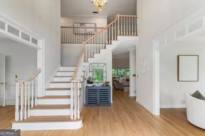 9170 Nesbit Lakes Drive, Alpharetta, GA 30022 - Photo 3
