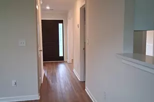 8495 Glendevon Ct, Riverdale, GA 30274 - Photo 9