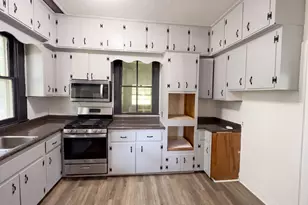 355 Pecan St SE, Dawson, GA 39842 - Photo 17