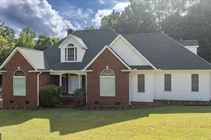 1628 Valley View Dr, Elberton, GA 30635 - Photo 1