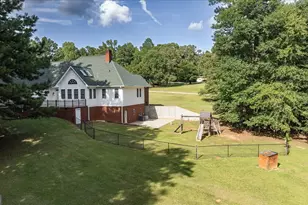 1628 Valley View Dr, Elberton, GA 30635 - Photo 43