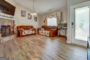 140 Greenleaf Dr, Hampton, GA 30228 - Photo 5