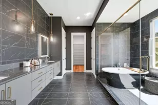 8020 Grand Meadow Run, Gainesville, GA 30506 - Photo 23