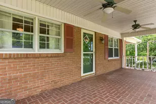 827 Betty St, Sandersville, GA 31082 - Photo 9