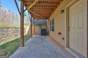 232 Cashes Dr, Lilburn, GA 30047 - Photo 29