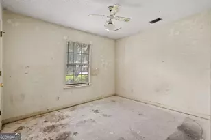 151 Laurelwood Dr, Savannah, GA 31419 - Photo 15
