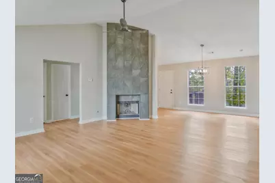 5603 Eagles Feather Lane, Riverdale, GA 30274 - Photo 5