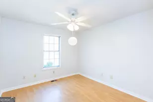 656 Bellemeade Ave NW, Atlanta, GA 30318 - Photo 7
