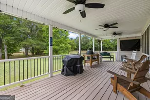466 Bob Smith Rd, Sharpsburg, GA 30277 - Photo 27