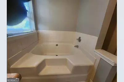 5748 Wellborn Creek Drive, Lithonia, GA 30058 - Photo 5