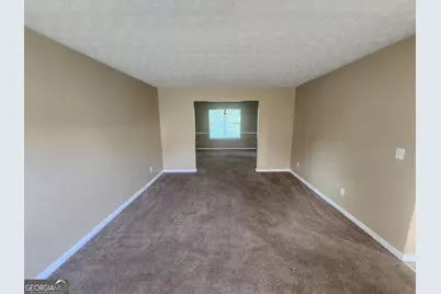 5748 Wellborn Creek Drive, Lithonia, GA 30058 - Photo 15