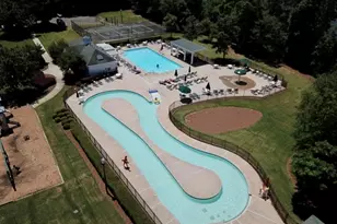 247 Highwoods Pkwy, Newnan, GA 30265 - Photo 11