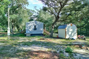 197 Blossom Ln, Reidsville, GA 30453 - Photo 5