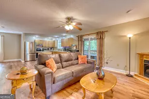557 Grayce Ln, Hiawassee, GA 30546 - Photo 5