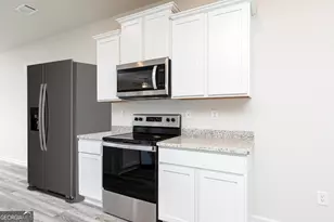 399 Sand Dune Way, Conyers, GA 30013 - Photo 13