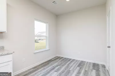 399 Sand Dune Way, Conyers, GA 30013 - Photo 5