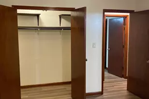 401 Riverbrook Ct, Riverdale, GA 30274 - Photo 3