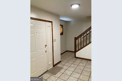 401 Riverbrook Court, Riverdale, GA 30274 - Photo 9