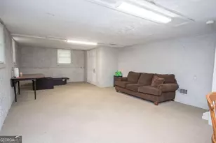 211 Rutland Cir, Lagrange, GA 30241 - Photo 13