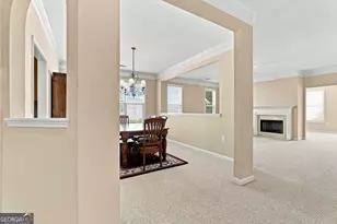 13 Hillside Dr, Newnan, GA 30265 - Photo 11