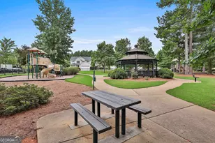 13 Hillside Dr, Newnan, GA 30265 - Photo 41