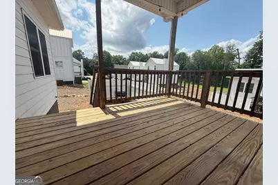 618 Liberty Overloo, Gainesville, GA 30501 - Photo 11