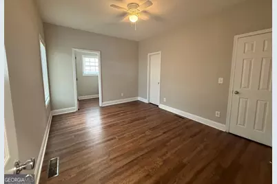 618 Liberty Overloo, Gainesville, GA 30501 - Photo 5