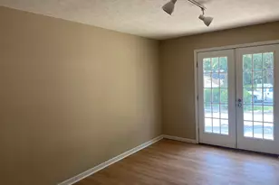 209 E Wilson St, Villa Rica, GA 30180 - Photo 9