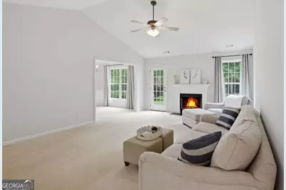 8790 Baycreek Ln, Gainesville, GA 30506 - Photo 7