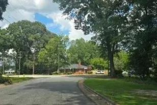 205 Wildwood Cir, Americus, GA 31709 - Photo 3