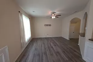 326 Lauren Dr, Fairburn, GA 30213 - Photo 11