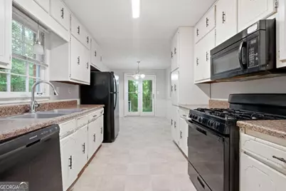 328 Fayette Villa Court, Fayetteville, GA 30214 - Photo 13