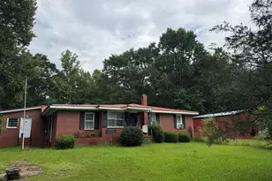 38 Cedarcrest Rd, Lagrange, GA 30240 - Photo 1