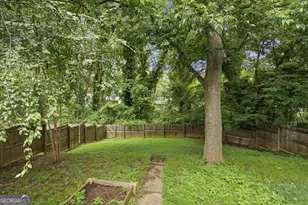 1669 Emerald Ave SW, Atlanta, GA 30310 - Photo 27