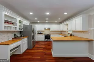 4257 Arbor Club Dr NE, Marietta, GA 30066 - Photo 13