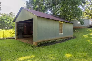 11 North St, Manchester, GA 31816 - Photo 39