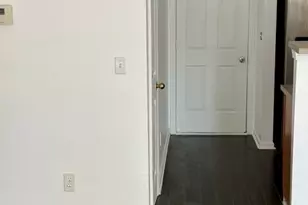 6504 Holly Ln, Union City, GA 30291 - Photo 9
