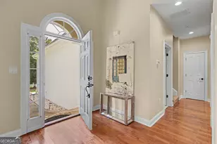 110 Lyndhurst Way, Sharpsburg, GA 30277 - Photo 3