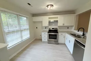 1665 Winchester Way SE, Conyers, GA 30013 - Photo 3
