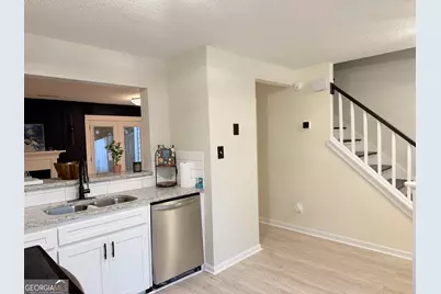 1665 Winchester Way SE, Conyers, GA 30013 - Photo 5